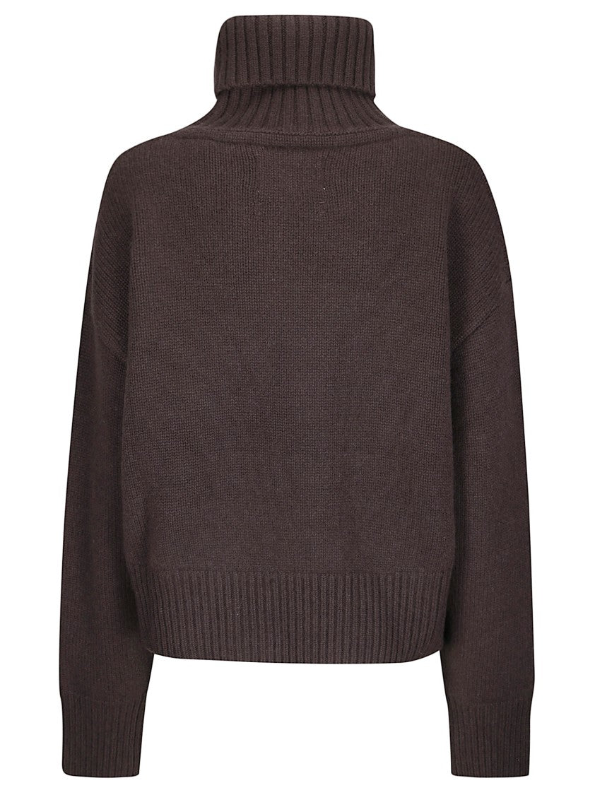 Extreme Cashmere Minimalist Cashmere Crop Top With Refined Silhouette