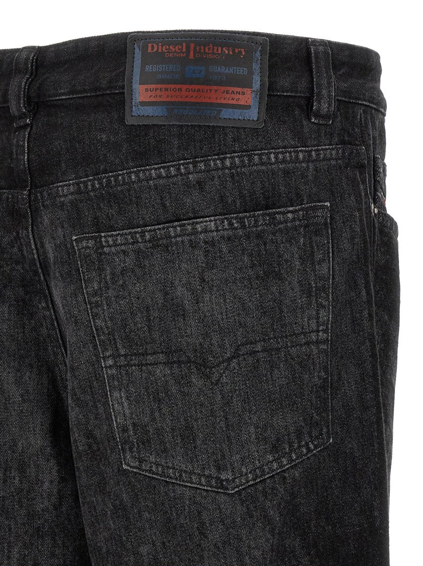 Diesel '2001 D-Macro-Fsh' Jeans