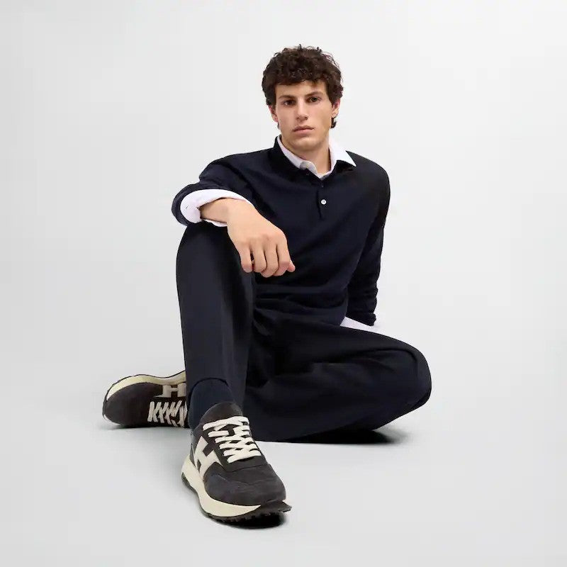 Hogan Cream Accent Suede Upper Low-Top Sneakers