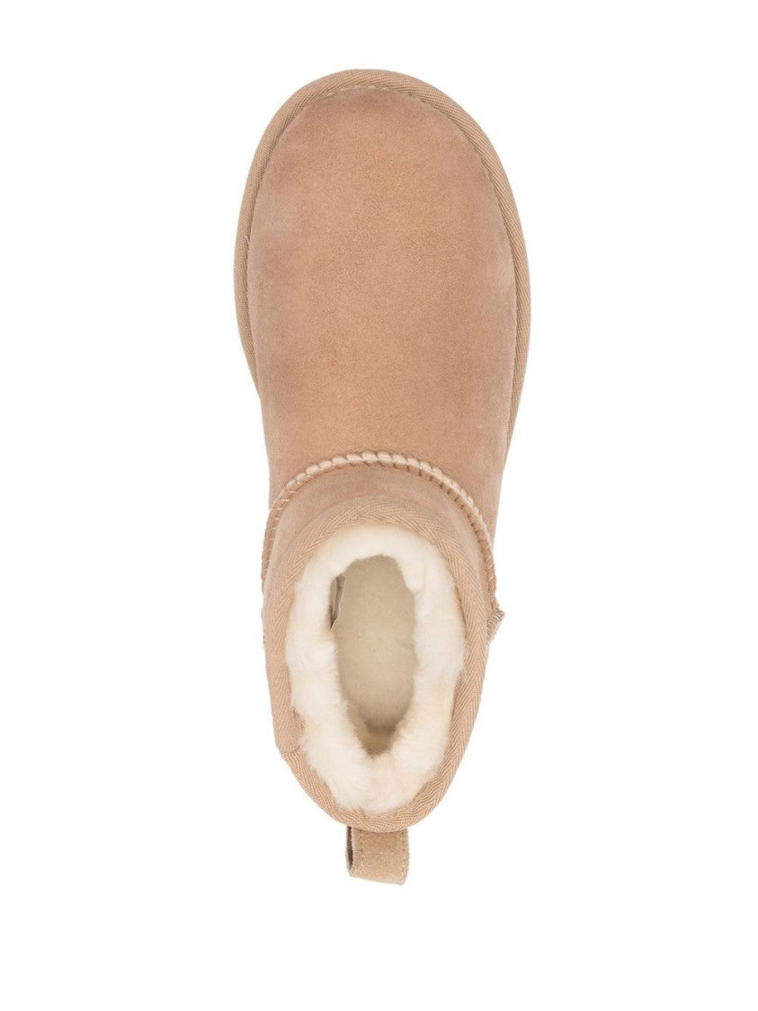 Ugg Low-Cut Beige Calf Leather Boots