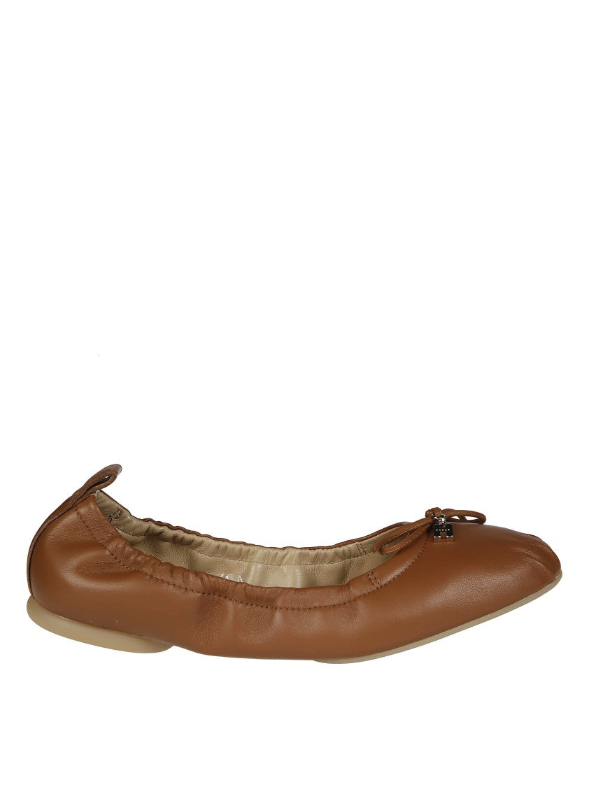 Hogan Rounded Toe Ballerina Flats With Soft Gathered Upper