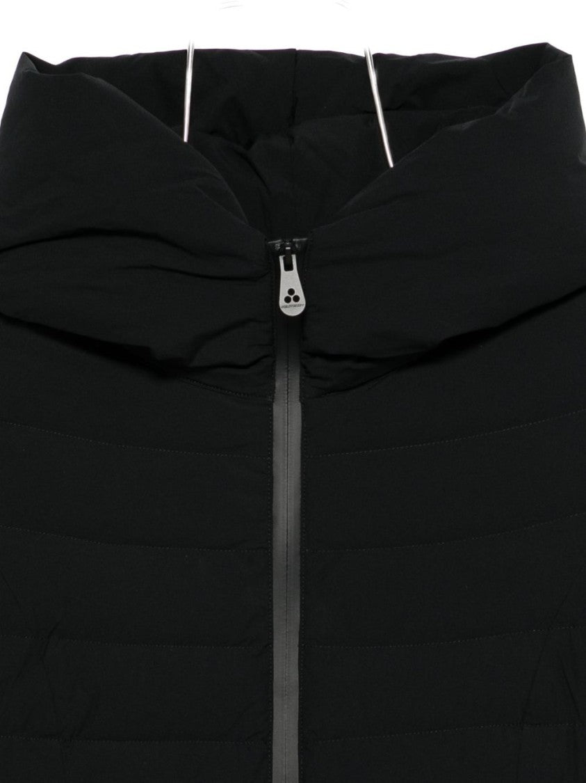 Peuterey Tailored Minimalist Black Parka With Quilted Design