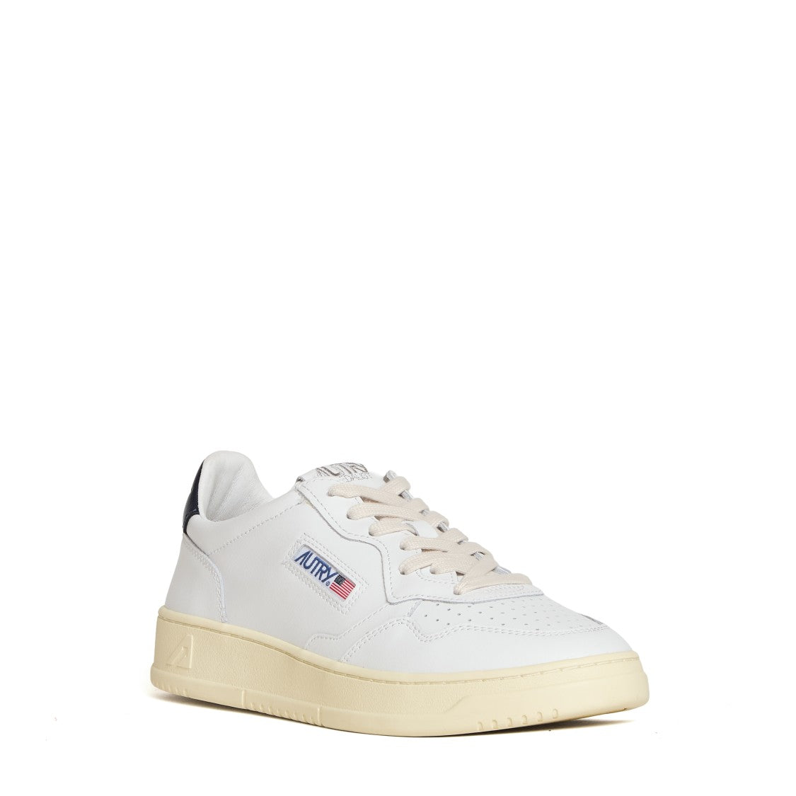 Autry Medalist Low Sneakers In White Leather, Space