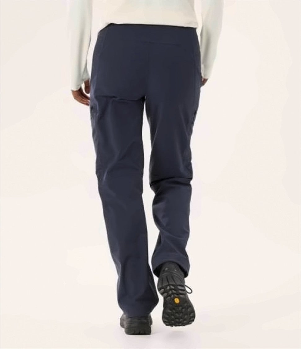 Arc'teryx Straight-Leg Pants With Zippered Pockets And Seam Detail