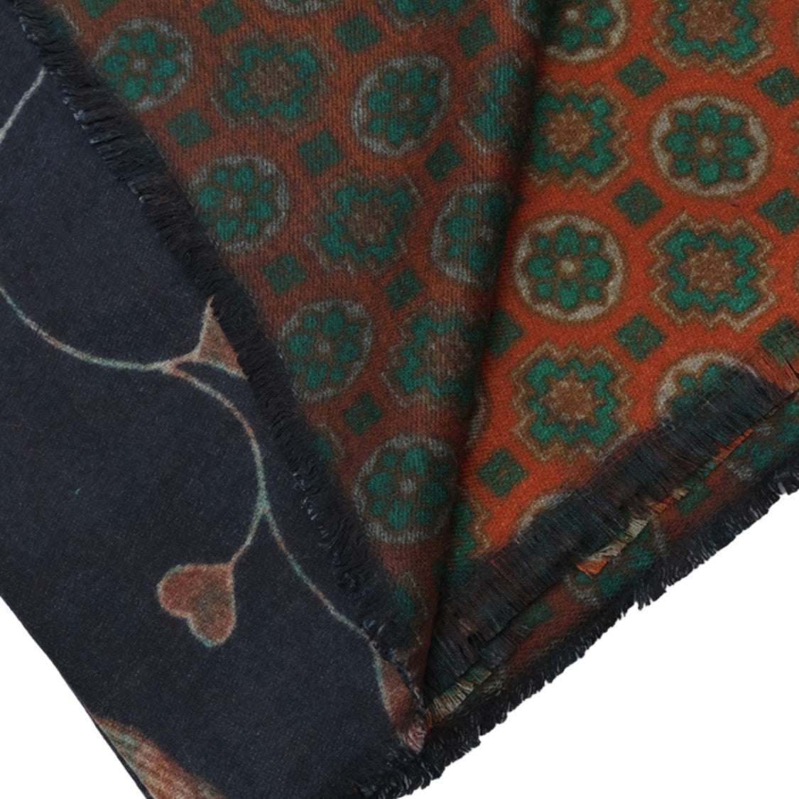 Altea Reversible Scarf With Floral And Geometric Motifs