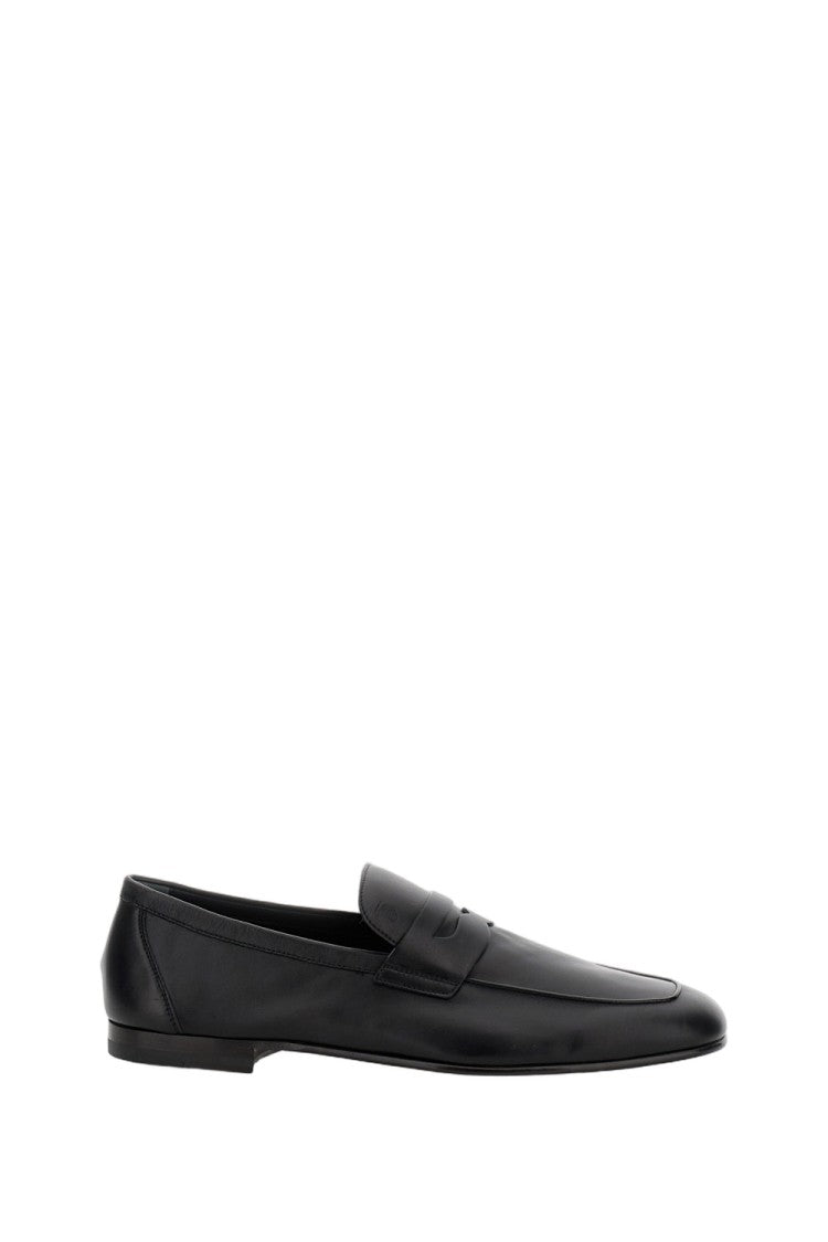 Tod's Classic Leather Moccasin With Subtle Monogram Detail