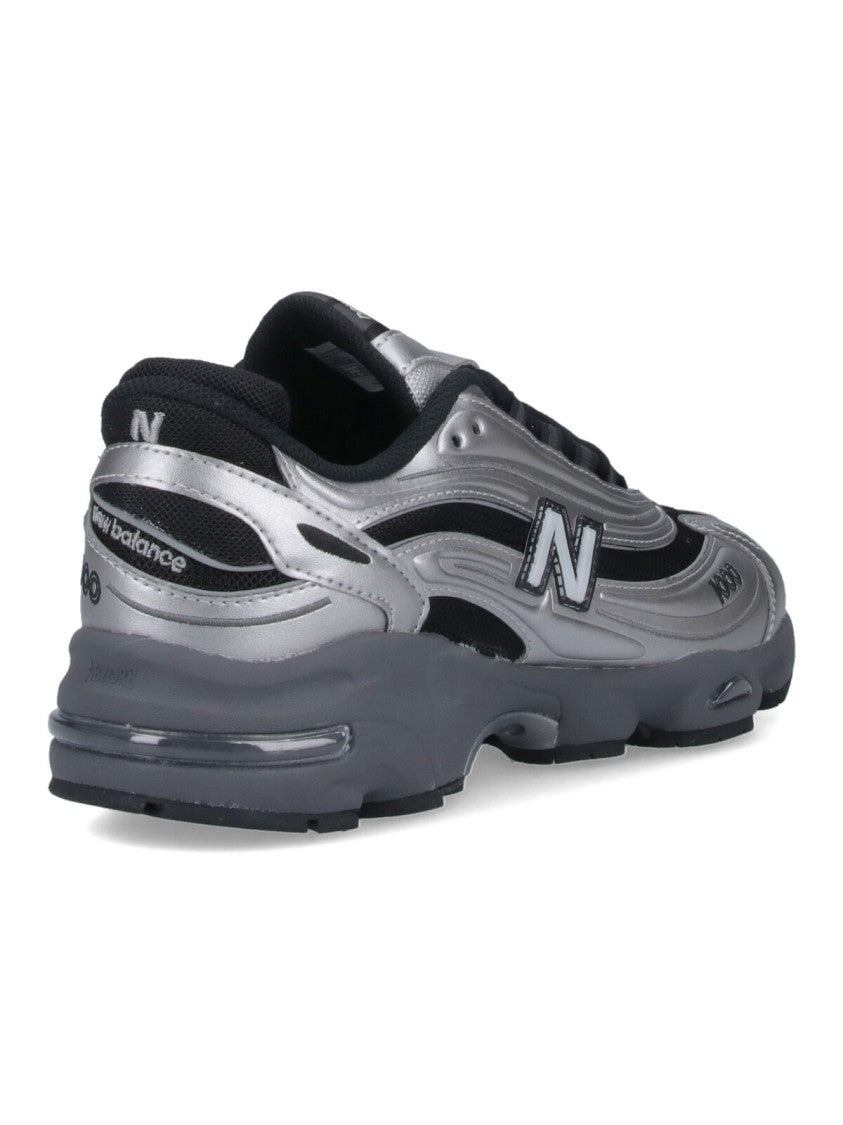 New Balance "1000" Sneakers – Silver