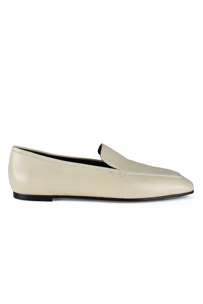 Anest Collective Slip-On Kidskin With Pointed Toe