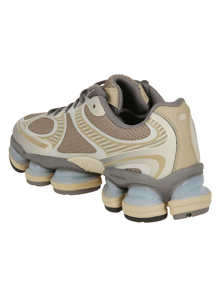 New Balance 2000 Mesh-Blend Futuristic Sneakers