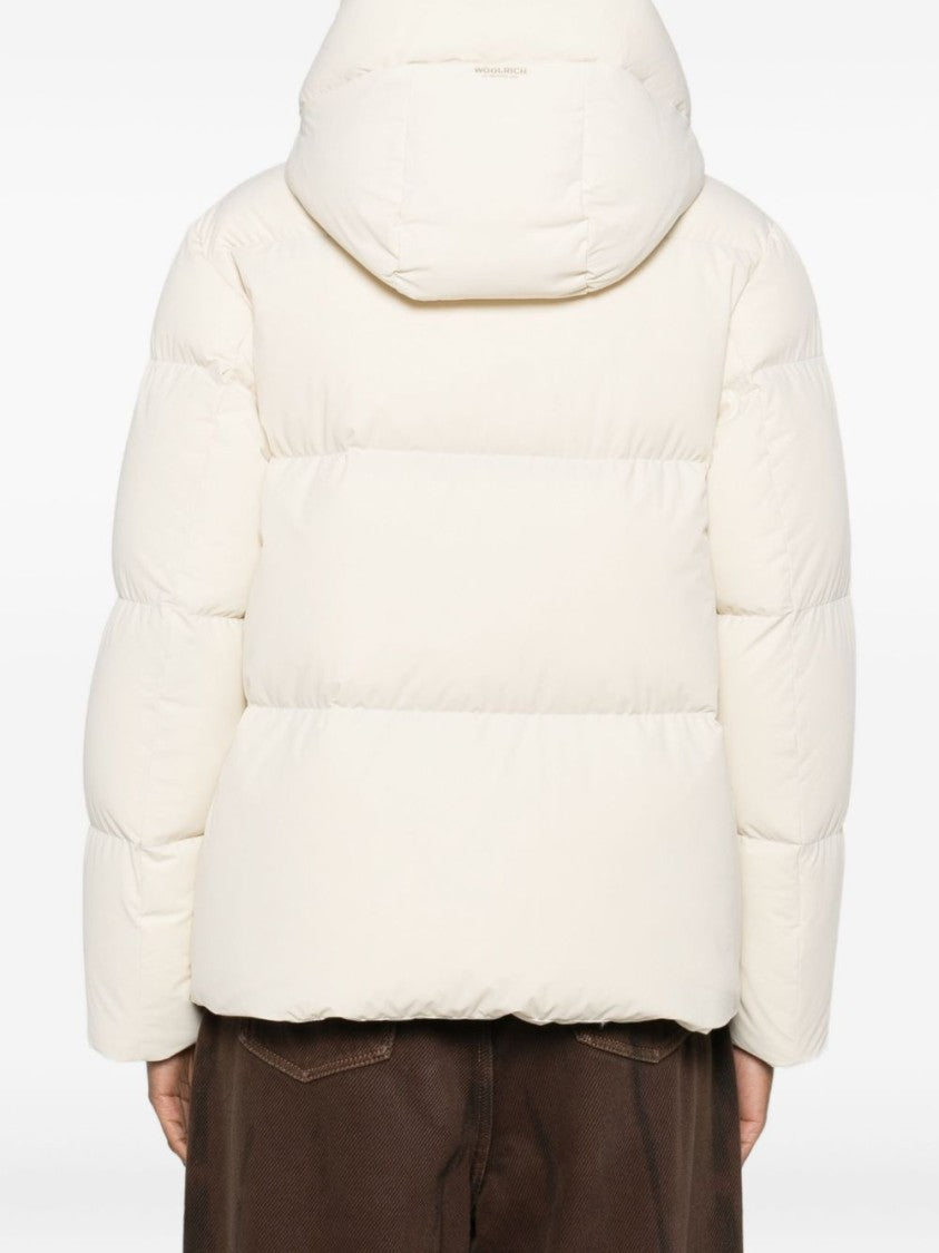 Woolrich Tailored Beige Puffer Jacket With High Collar