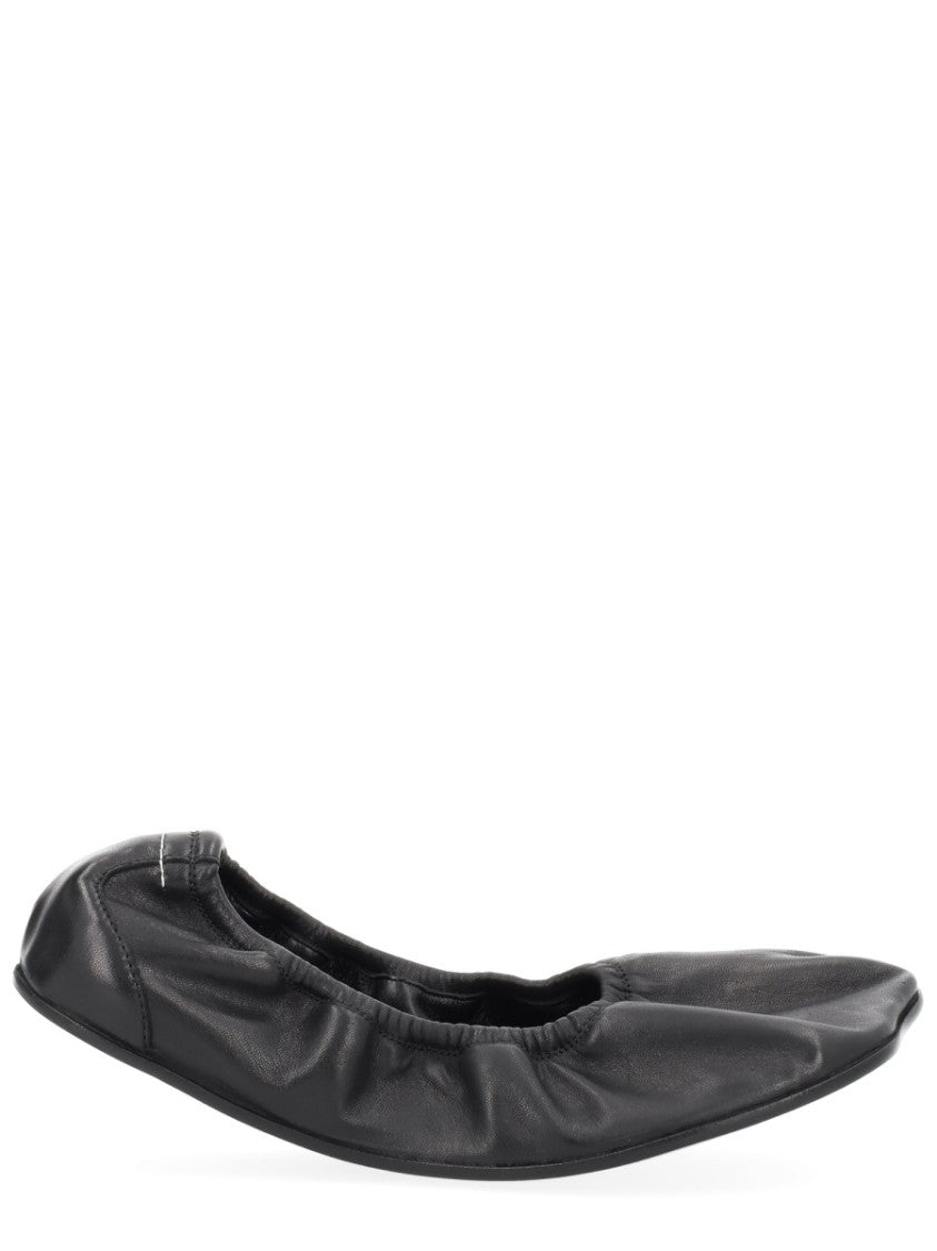 Mm6 By Maison Margiela Pointed Toe Gathered Leather Flats