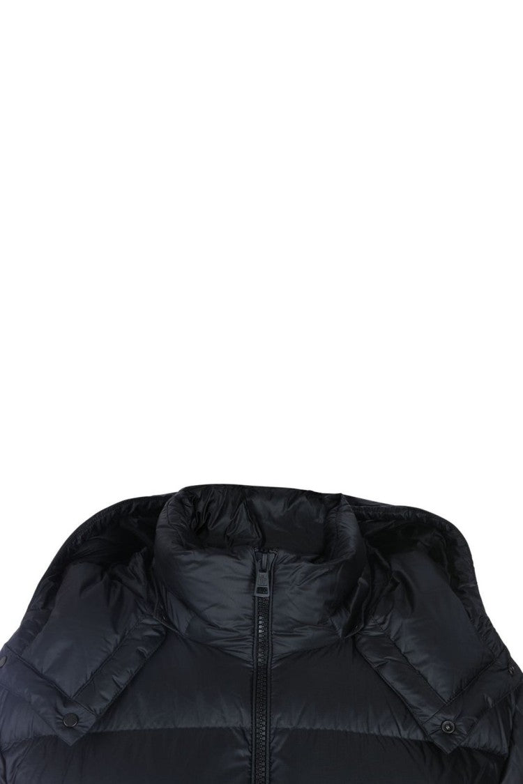 Moncler Finish Hooded Puffer Jacket With Quilted Design
