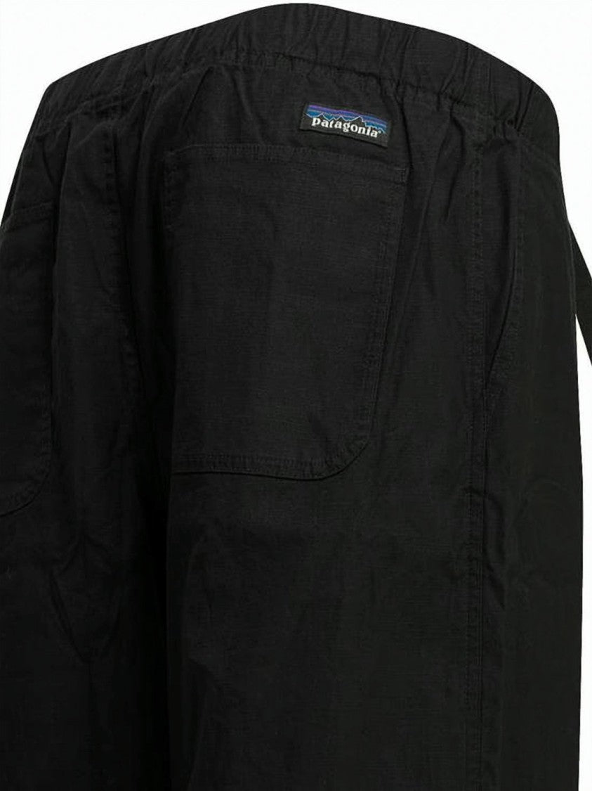 Patagonia Straight-Leg Black Pants With Adjustable Belt And Functional Pockets