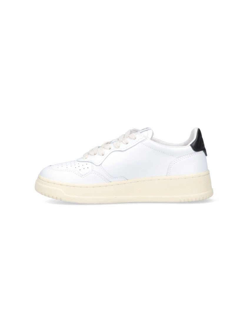 Autry White Medalist Leather Low-Top Sneakers