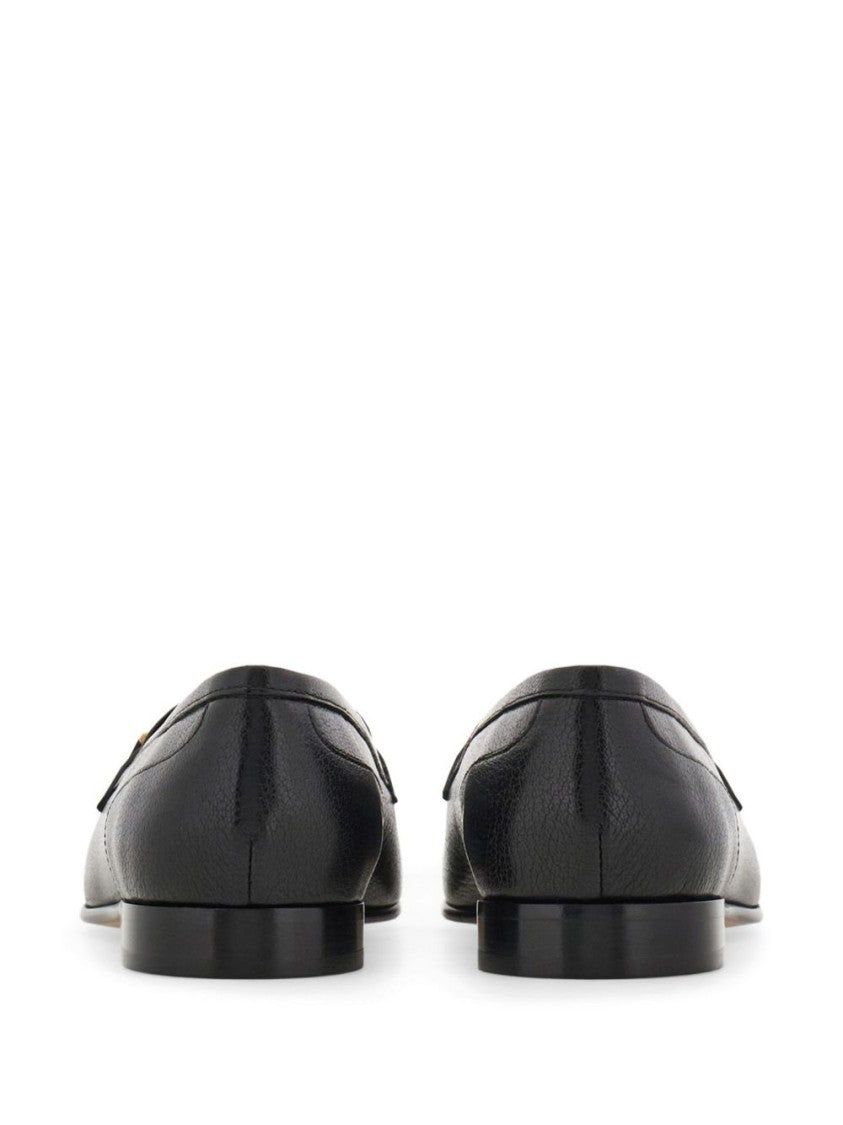 Ferragamo Black Gancini Ornament Smooth Leather Loafers