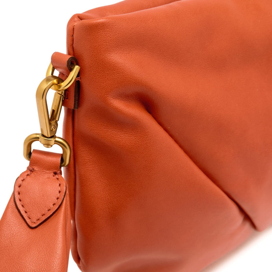 Gianni Chiarini Allegra Shoulder Bag In Coral Leather
