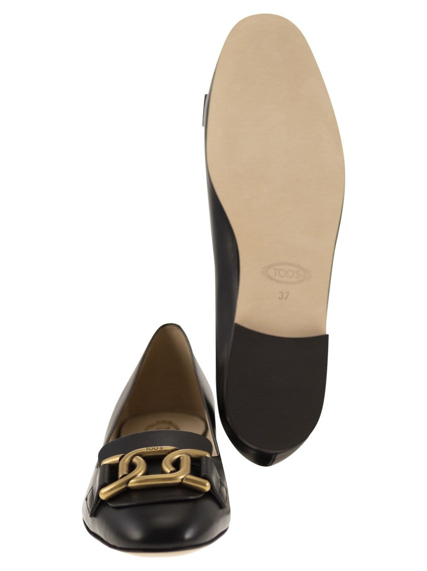 Tod's Leather Ballerina With Accessory