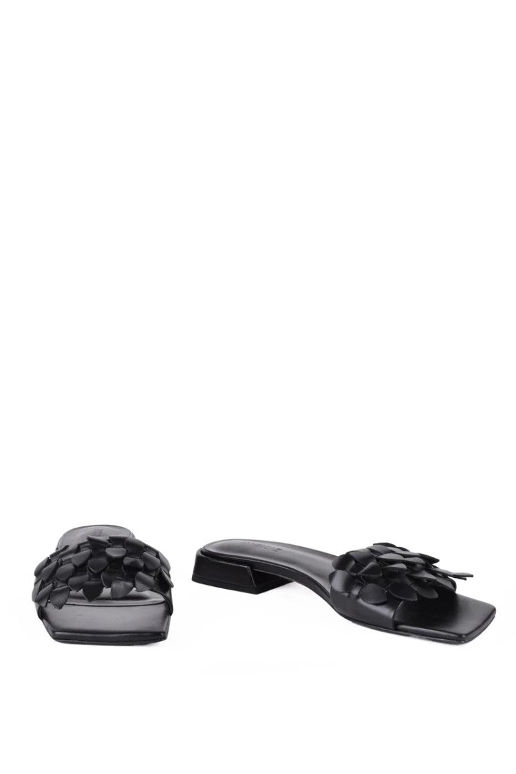 Ingiliz Black Layered Petal Leather Slide Sandals