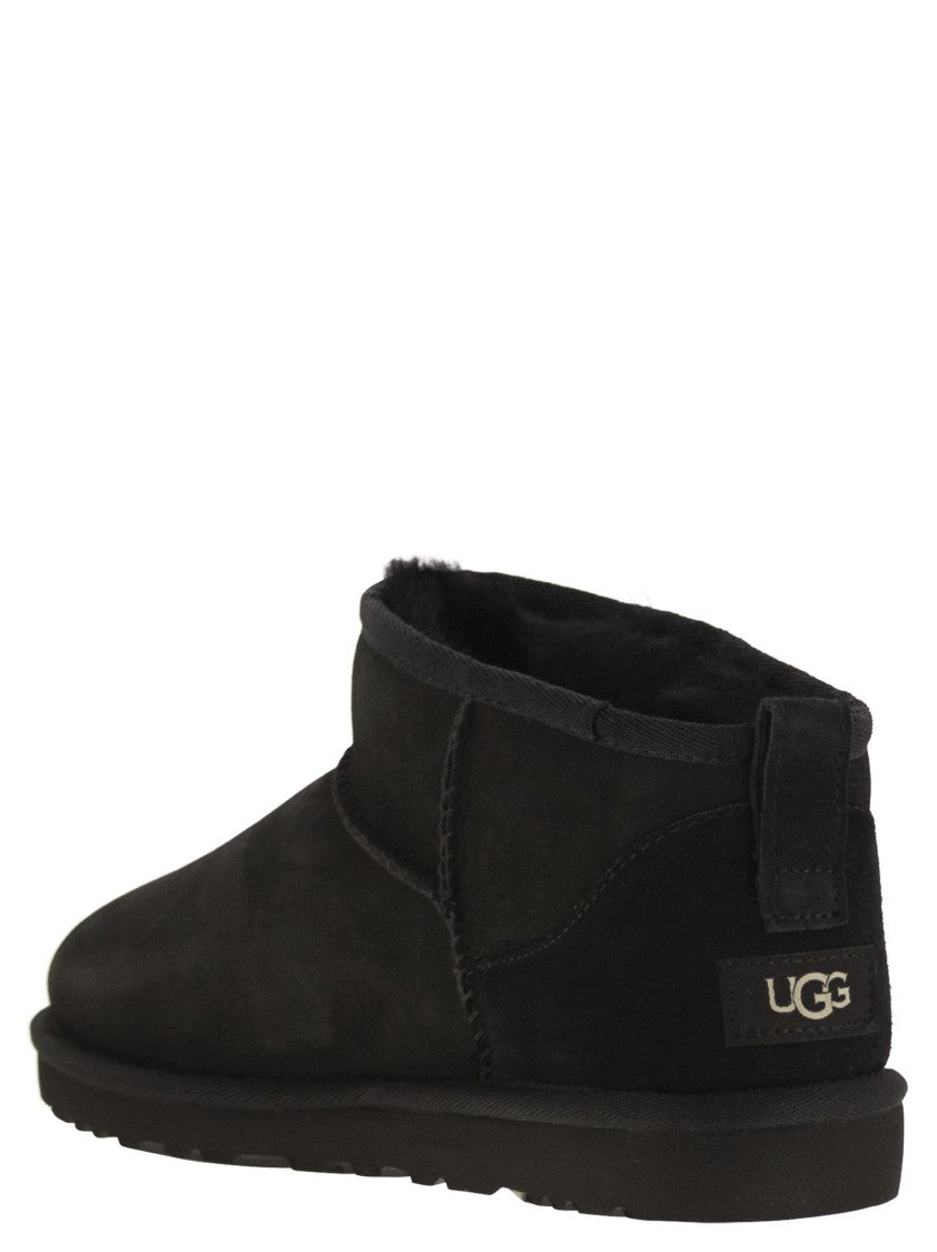 Ugg Classic Ultra Mini - Sheepskin Boot