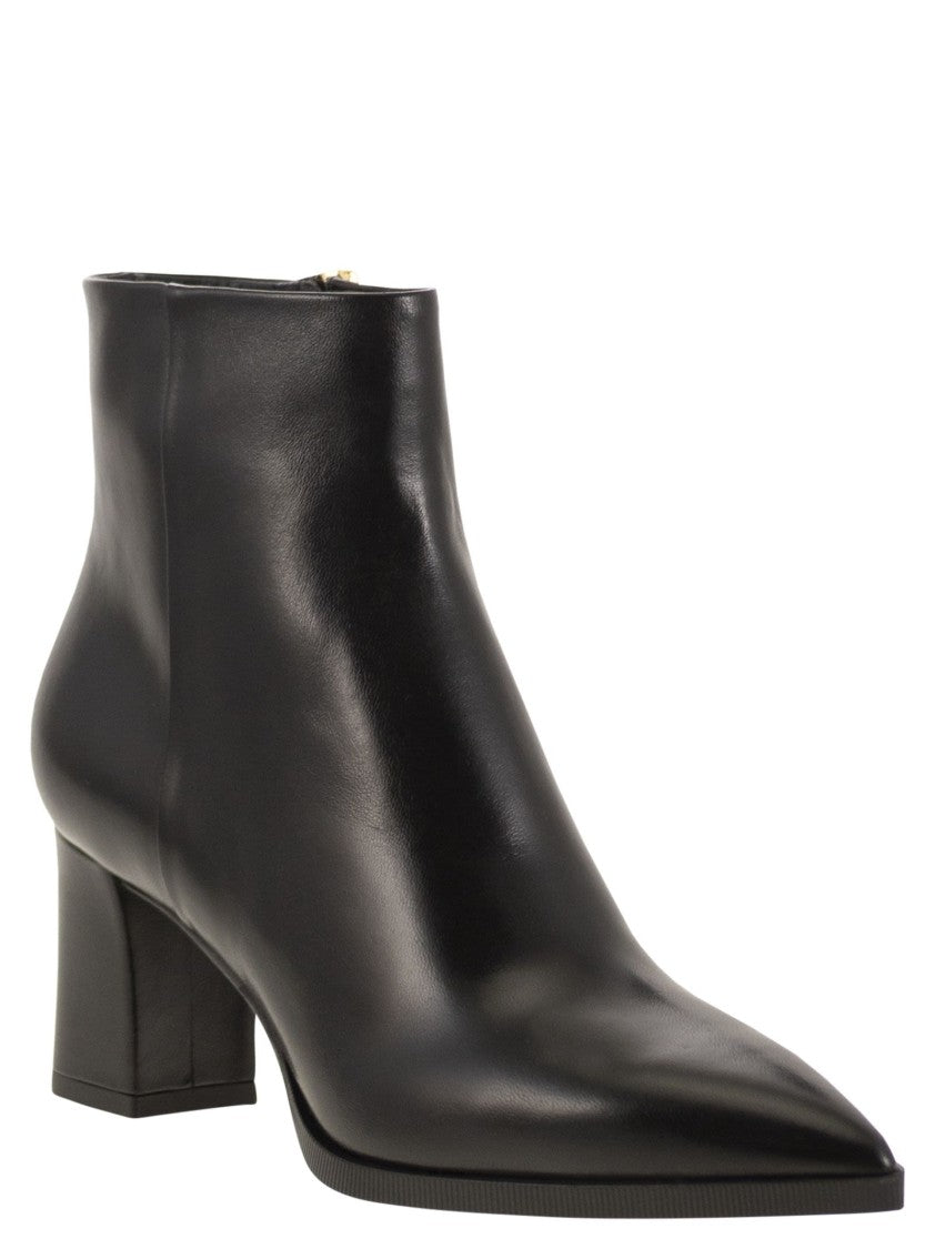 Santoni Medium Heel Leather Ankle Boot