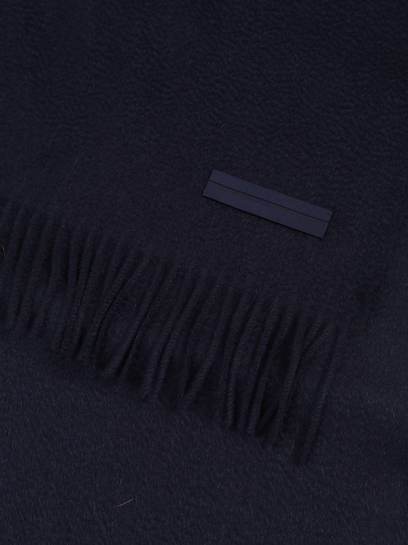 Zegna Oasi Cashmere Scarf With Fringed Ends And Stitched Label
