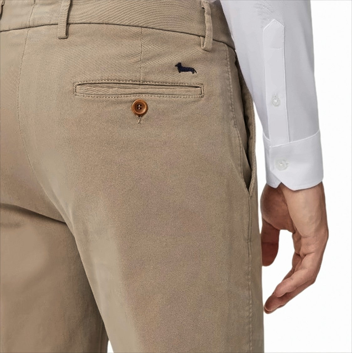 Harmont & Blaine Brown Tailored Fit Pants With Subtle Logo Detail