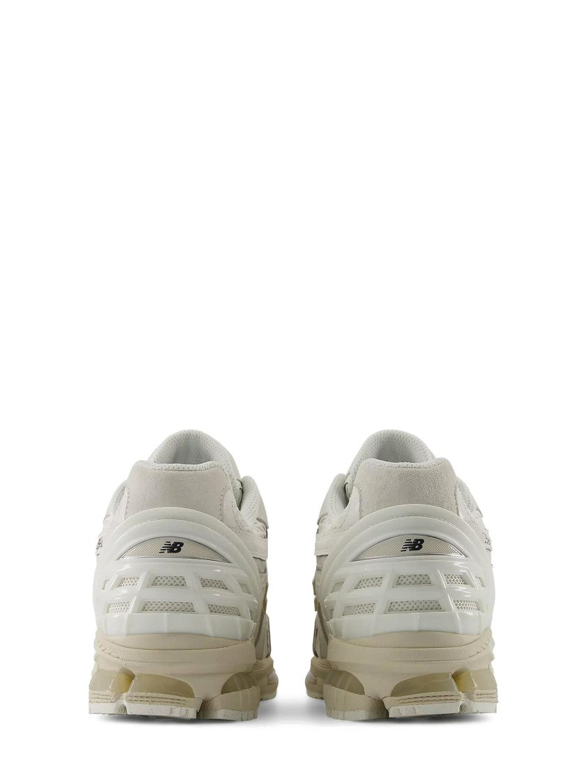 New Balance Sleek Pigskin And Mesh Sneakers With Cushioned Sole