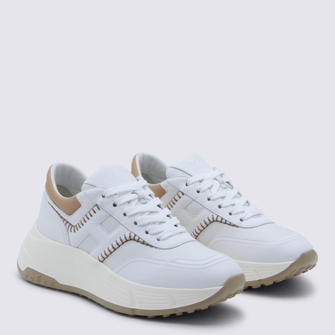 Hogan Low-Top White Sneakers With Streamlined Design