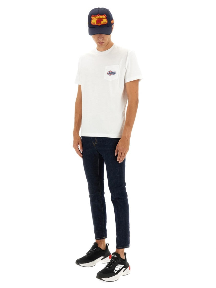 Dsquared2 Classic White T-Shirt With Subtle Logo Detail