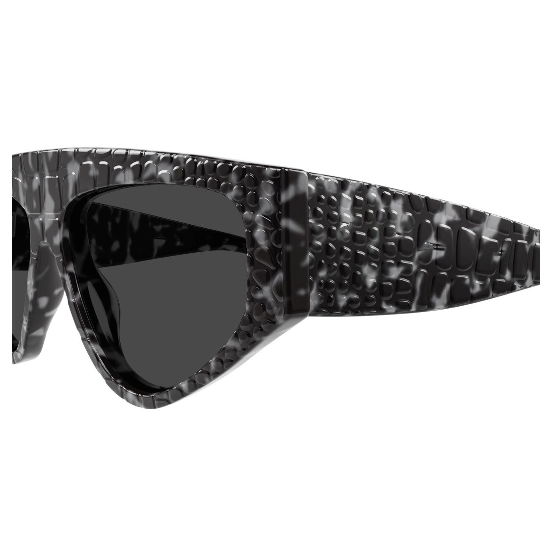 Azzedine Alaïa Bold Oversized Cat-Eye Sunglasses