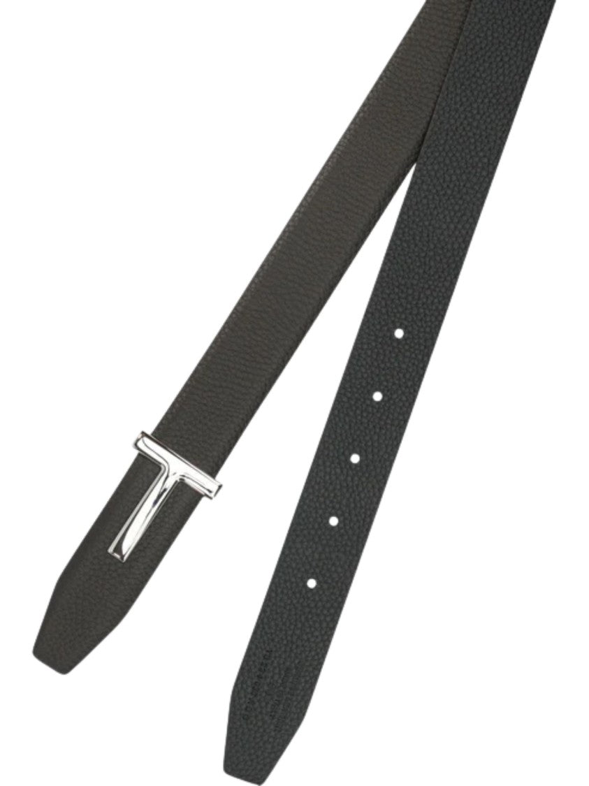 Tom Ford Minimalist Leather Belt With Distinctive 'T' Buckle