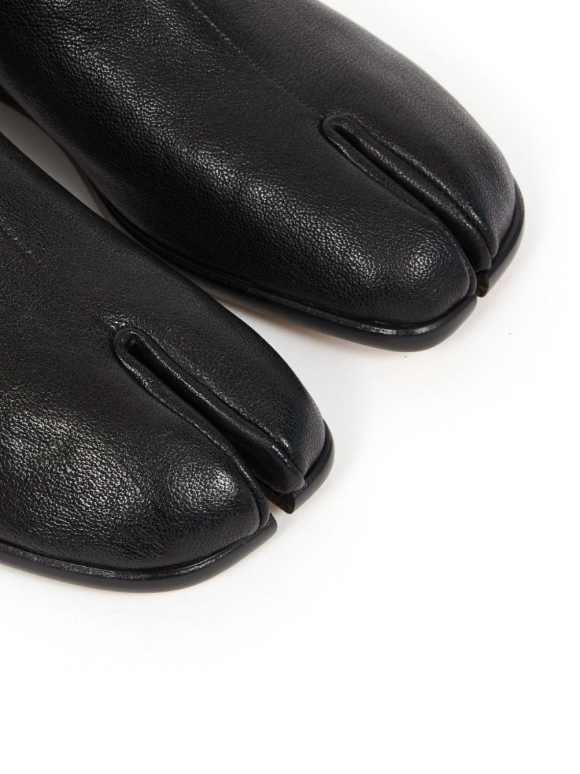 Maison Margiela Black Leather Tabi Loafer With Unique Cut And Distinctive Stitching
