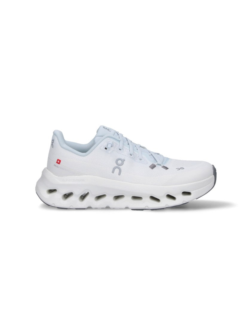 On White Sneakers With Blue Details And Logo Embroidery