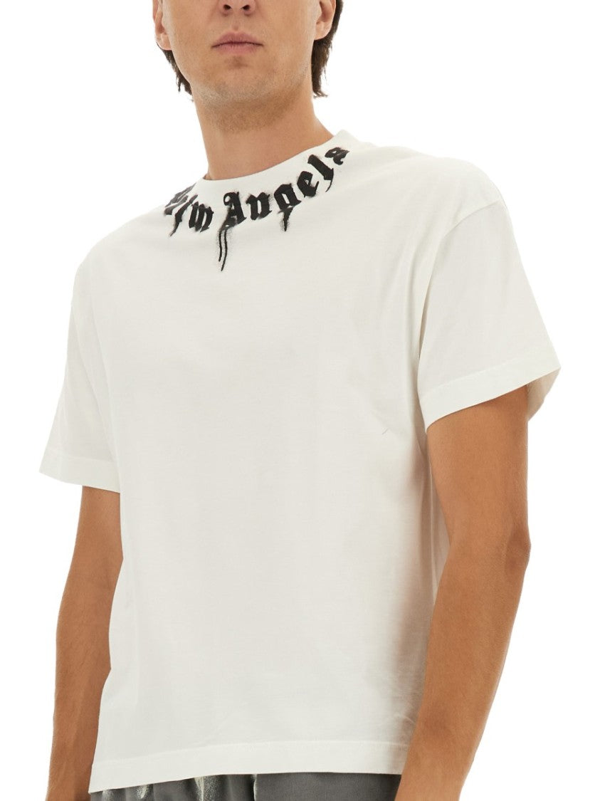 Palm Angels Boxy-Fit White T-Shirt With Gothic Logo Design