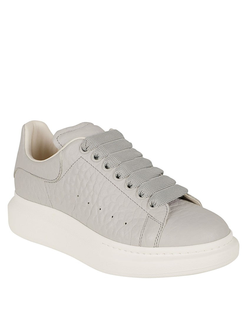Alexander Mcqueen Cool Grey Dumbo Grain Leather Low-Top Sneakers