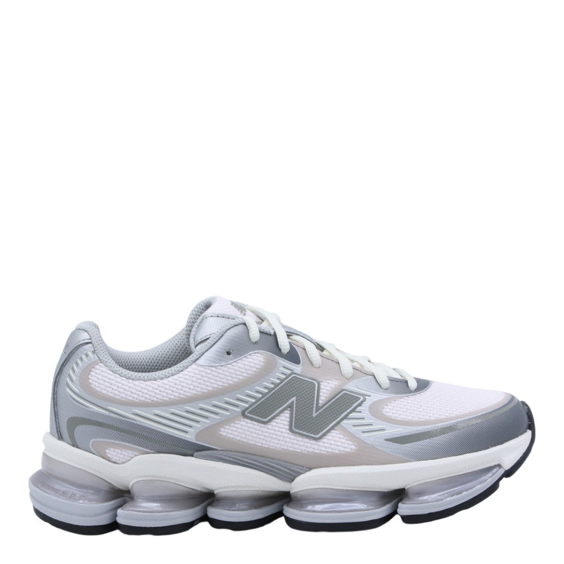 New Balance Low-Top Sneakers With Suede Overlays