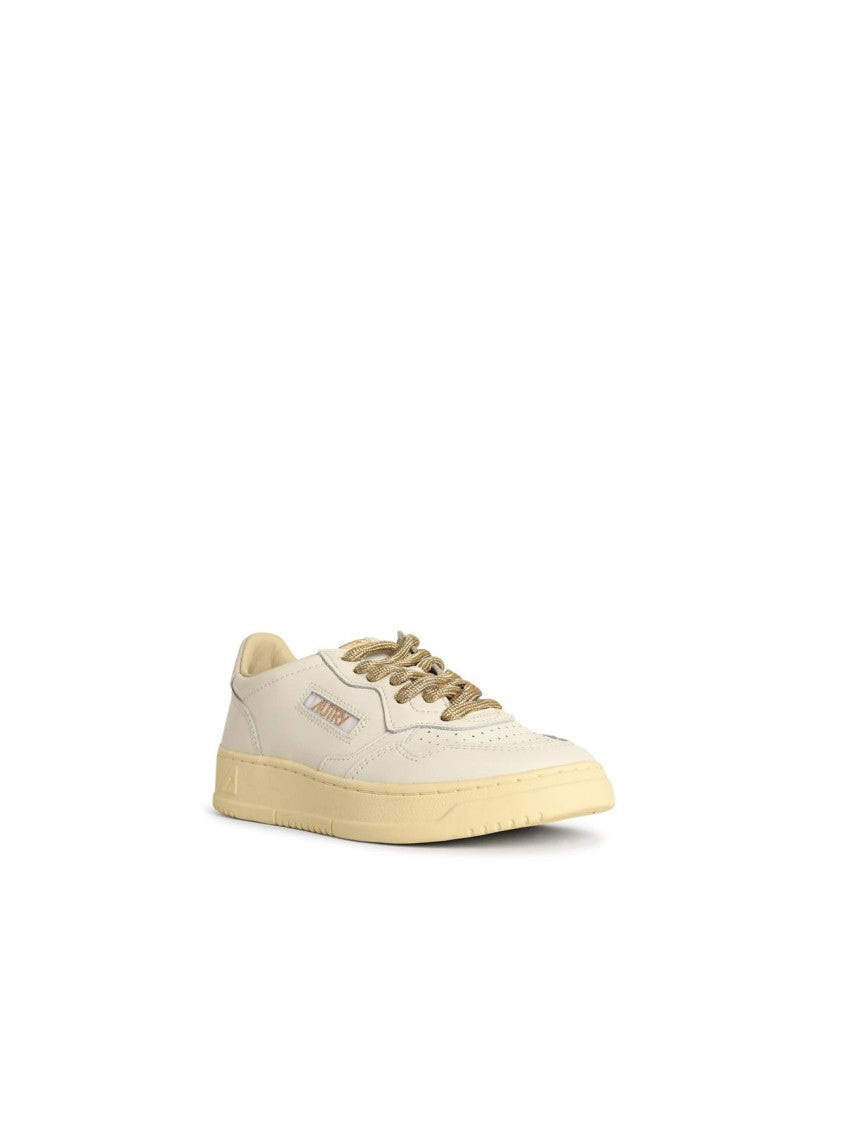 Autry Medalist Low' White And Gold Leather Sneakers