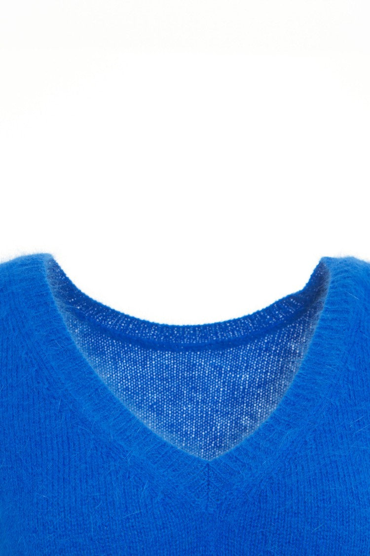 Roberto Collina Knit Sweater With V-Neckline And Luxurious Soft Texture