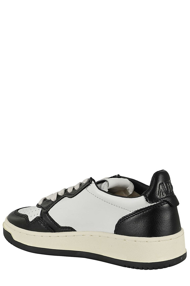 Autry Medalist Low Sneakers