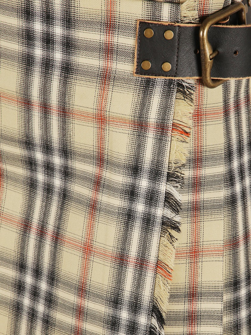 Burberry Pleated Check Skirt With Leather Buckle Closure