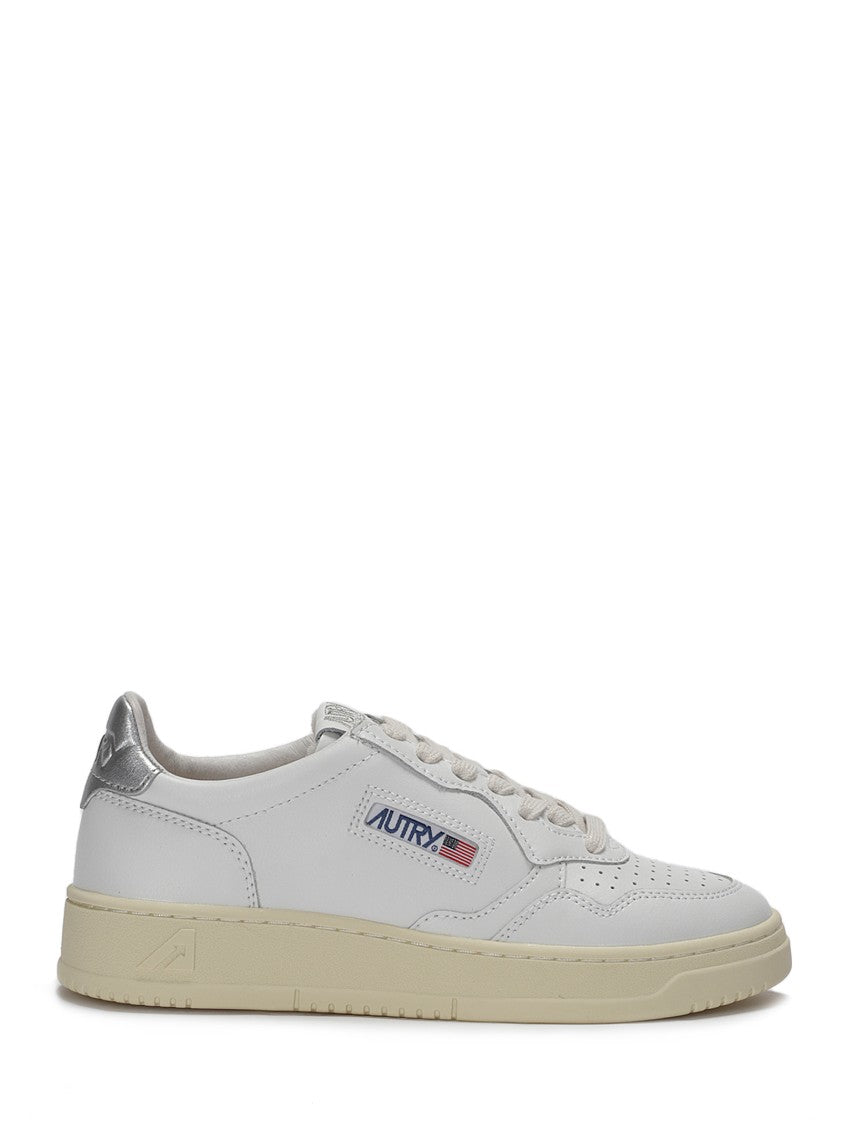 Autry White Medalist Low Wom Sneakers