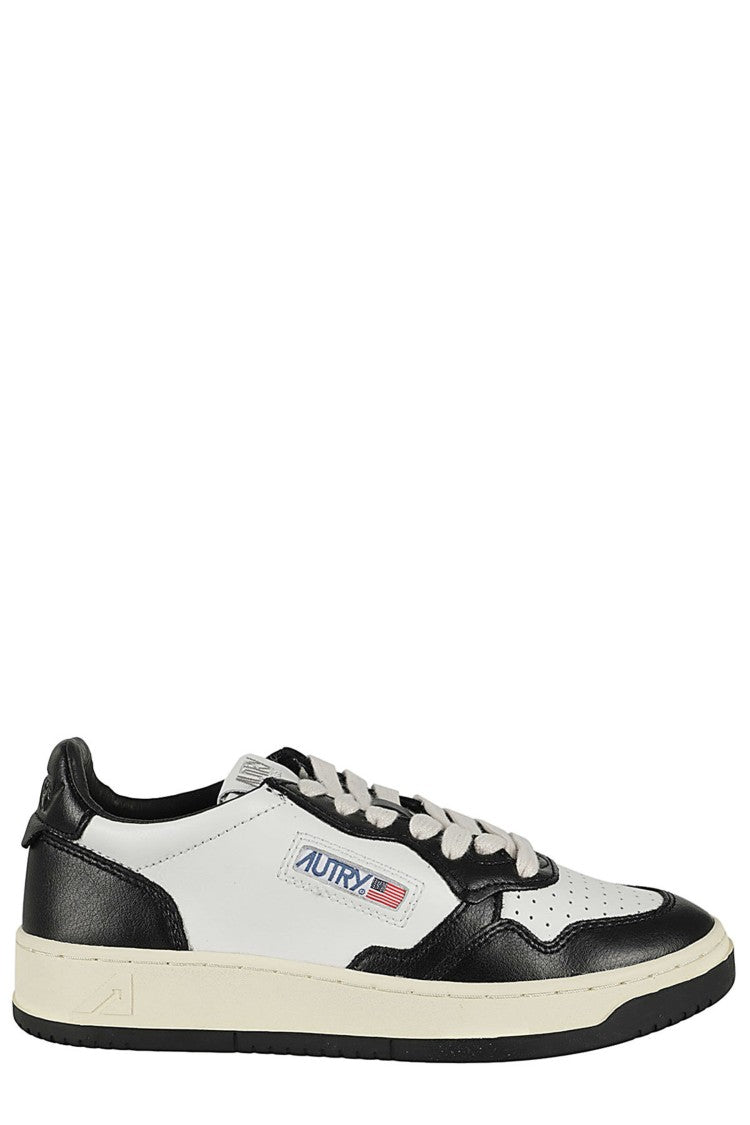 Autry Medalist Low Sneakers