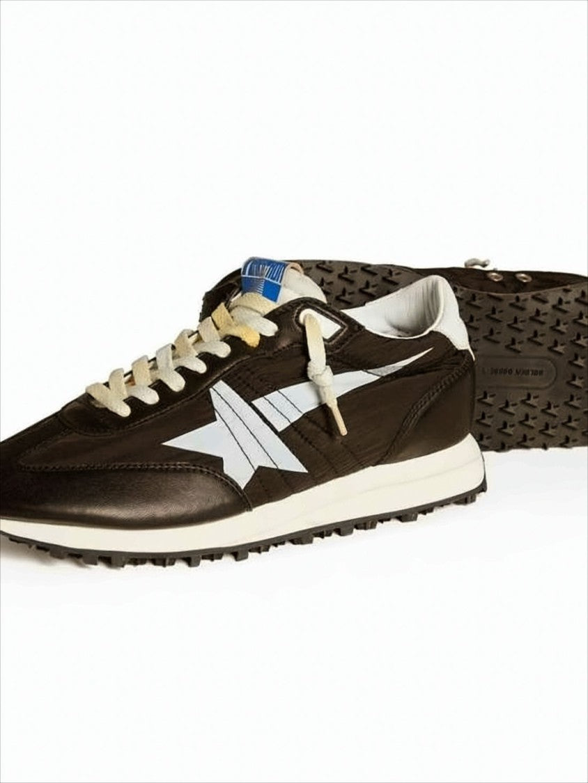 Golden Goose Low-Top Sneakers With Distinctive Star Accent