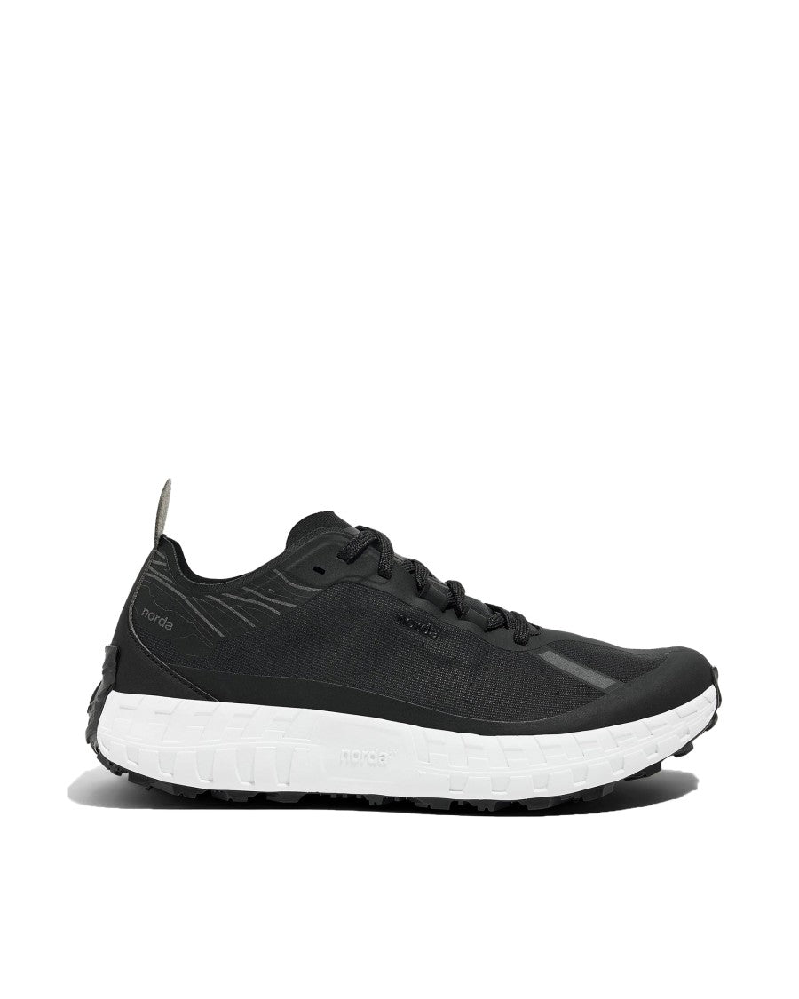 Norda "001-M" Sneakers – Core Black