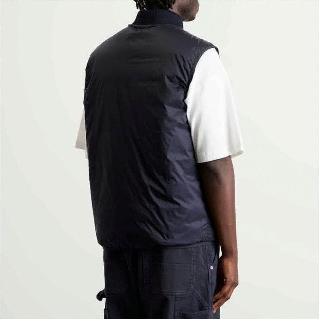 Moncler Padded Black Quilted Moncler Jacket With Logo Patch