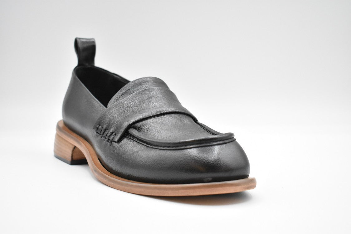 Ernesto Dolani Black Leather Flat Shoes