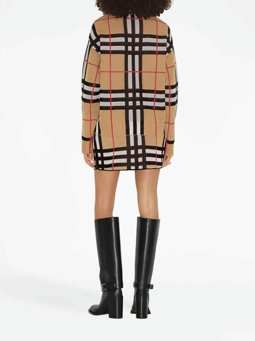 Burberry Checkered Pattern Sweater With Crew Neckline And Ribbed Finish