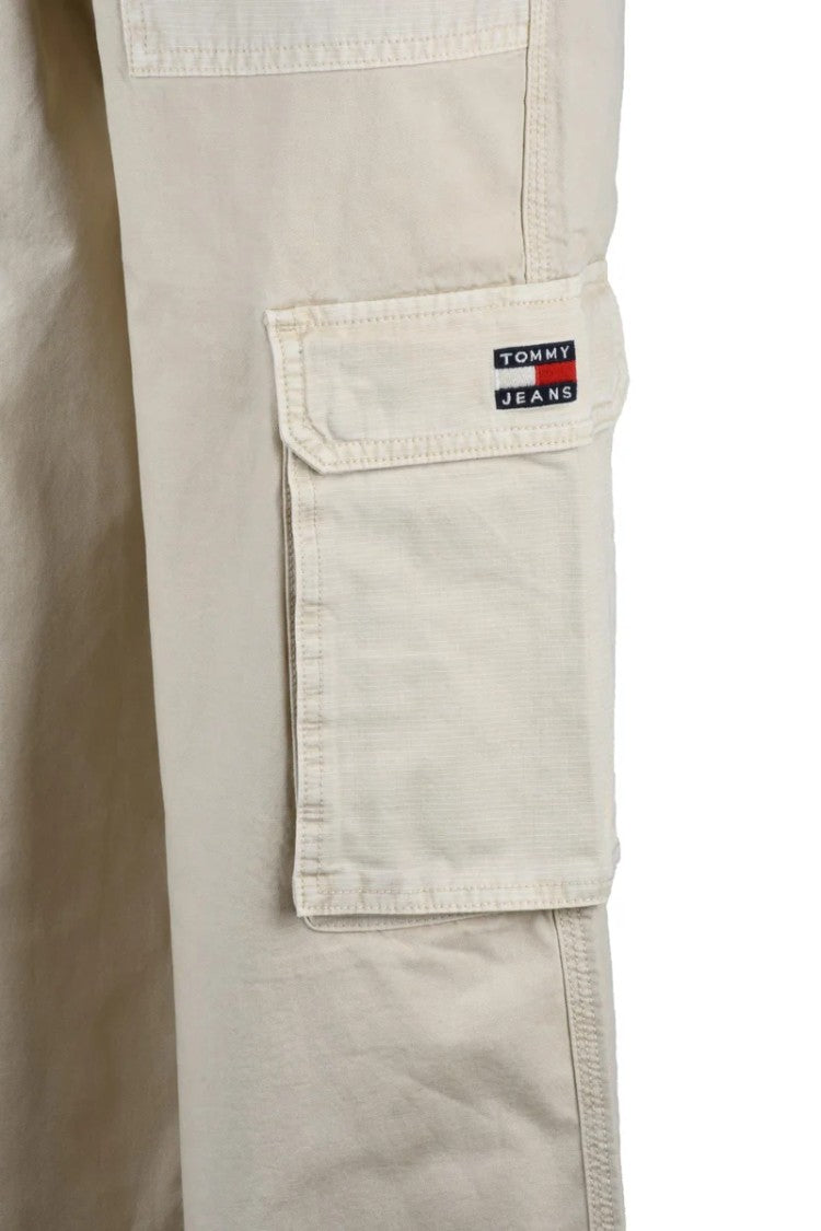 Tommy Jeans Wide-Leg Cargo Pants With Functional Patch Pockets
