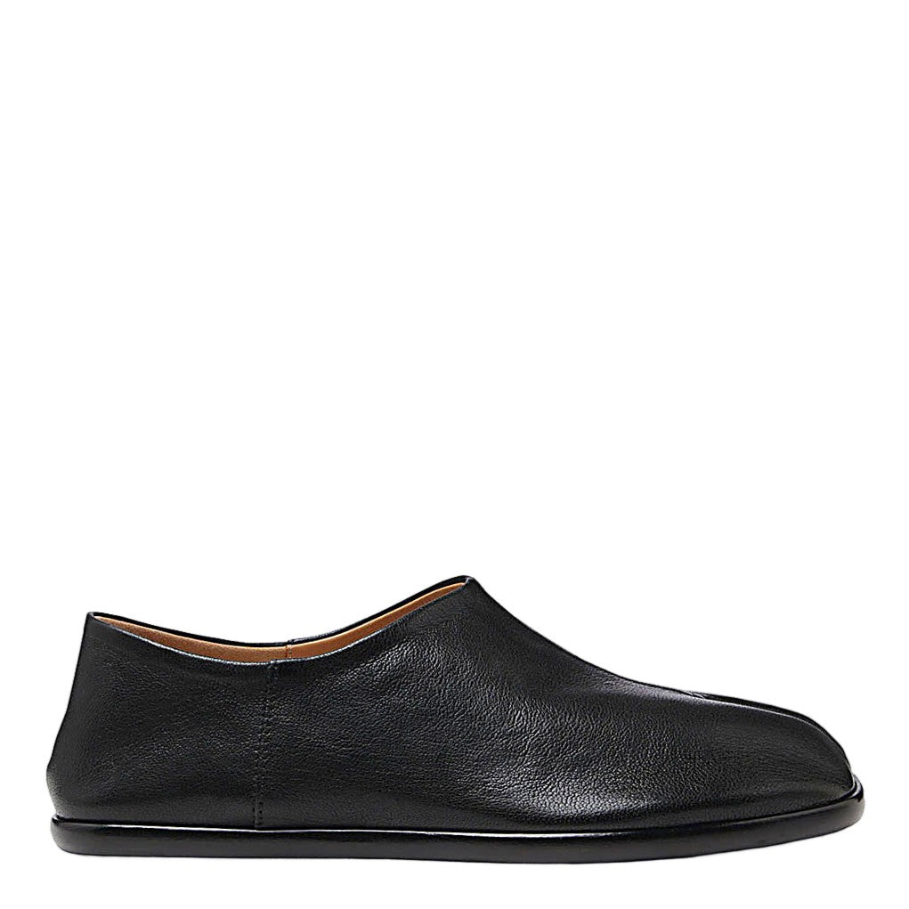 Maison Margiela Minimalist Split-Toe Black Leather Flats