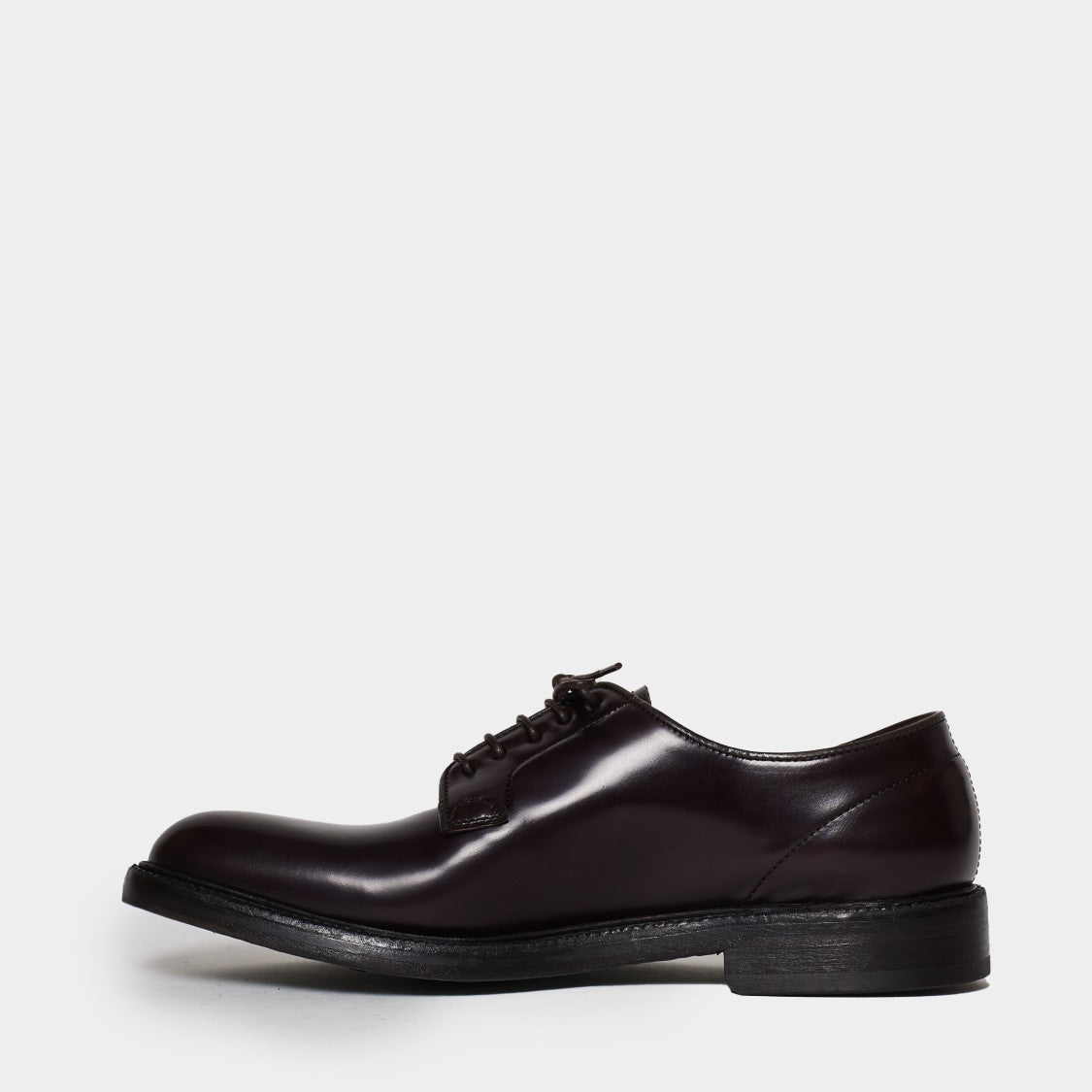 Green George Shoe Tied To Bordeaux Derby